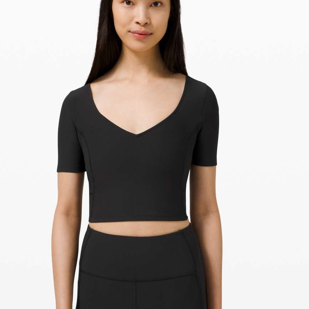 🎶LULULEMON RIBBED CONTOURED TOP🎶 - Picture 4 of 4